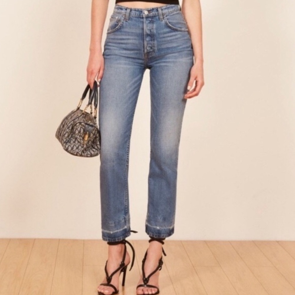 Reformation Cynthia High Rise Relaxed Jeans in Antigua Size 26
